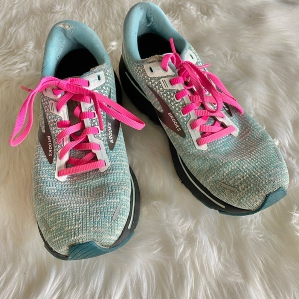 Brooks Ghost 14 running shoes, Sz.  8.5